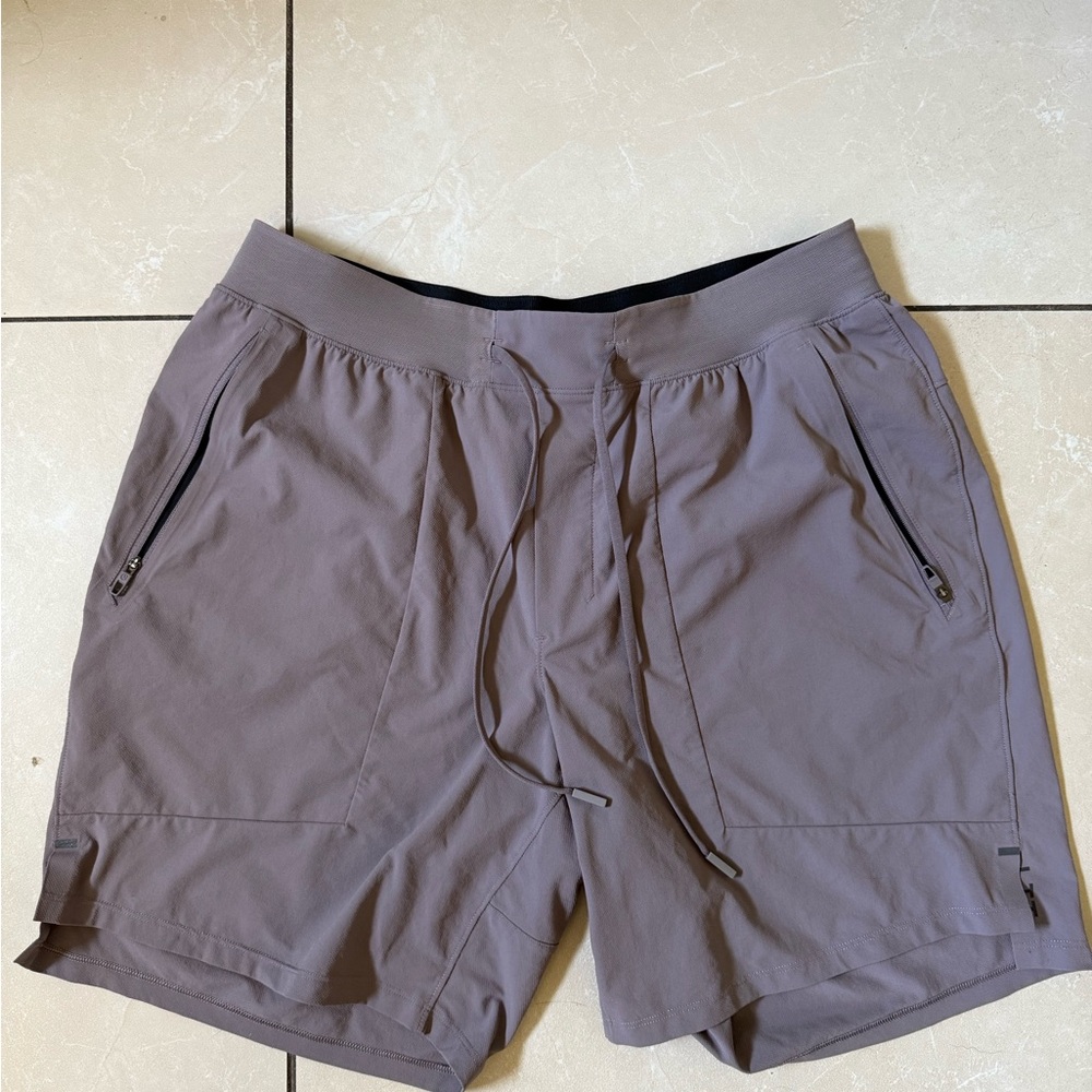 Lululemon Athletica Gray Athletic Shorts with Elastic Waistband